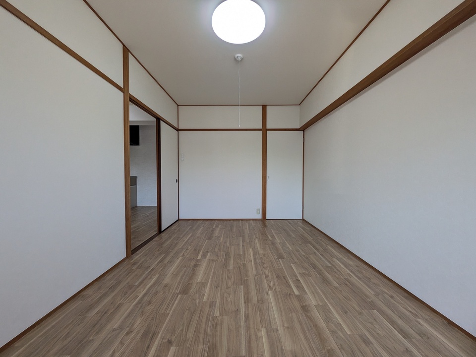 洋室7.5帖