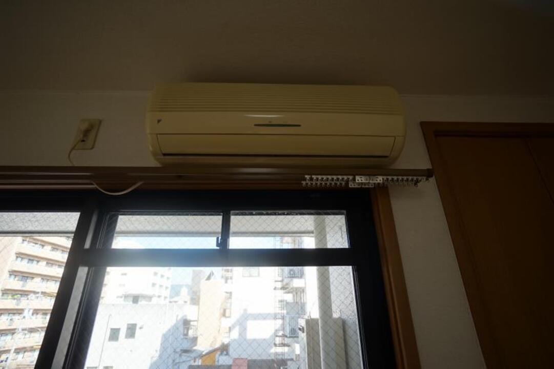 エアコン
