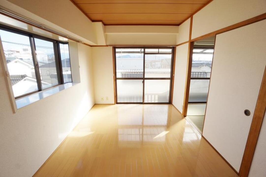 洋室