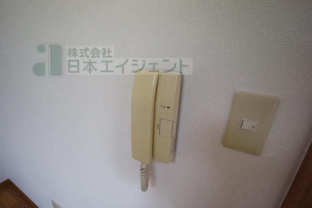 インターホン