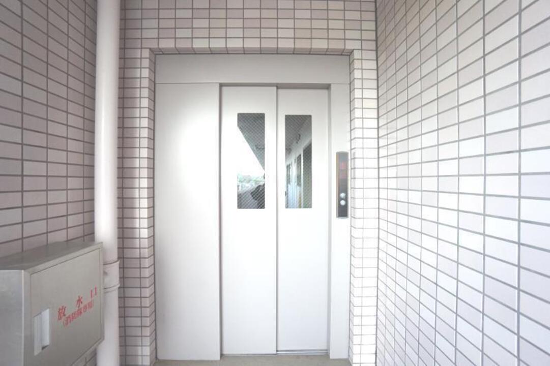 エレベーター