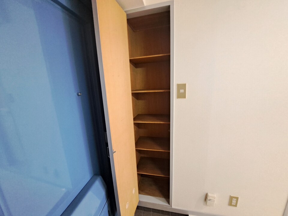 シューズボックス