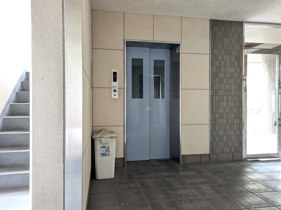 エレベーター