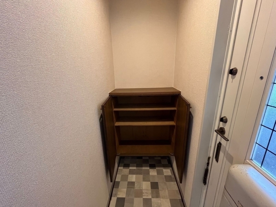 シューズボックス