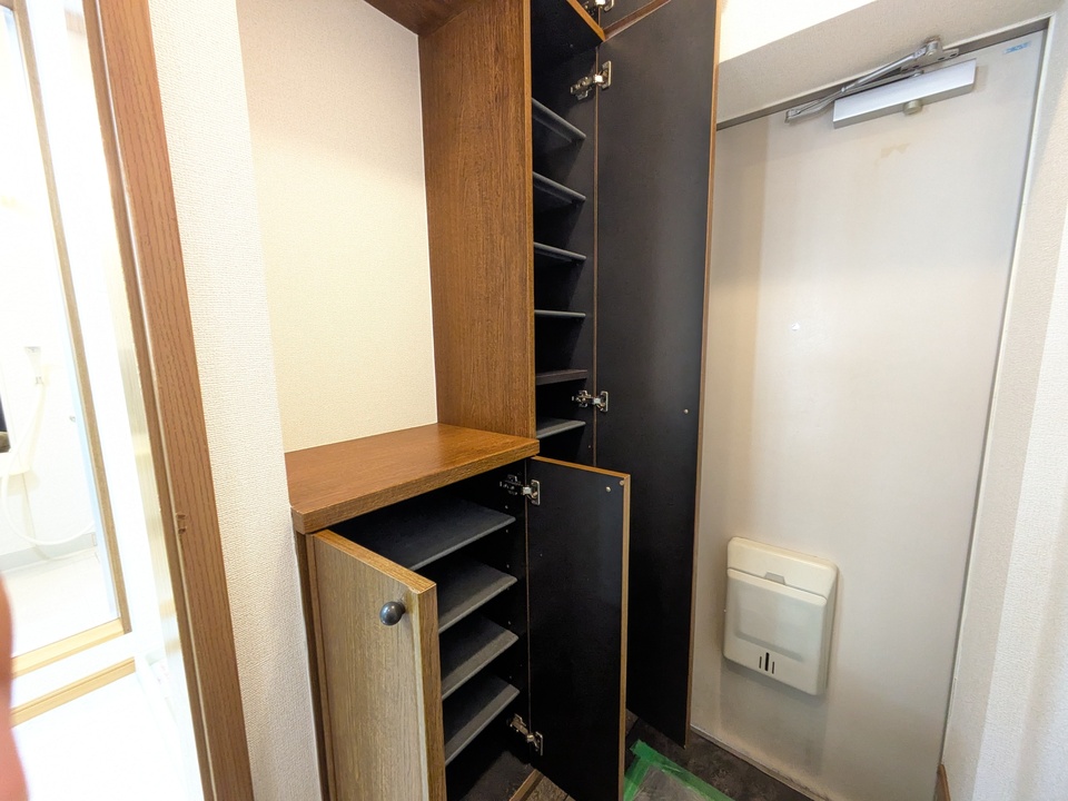 シューズボックス