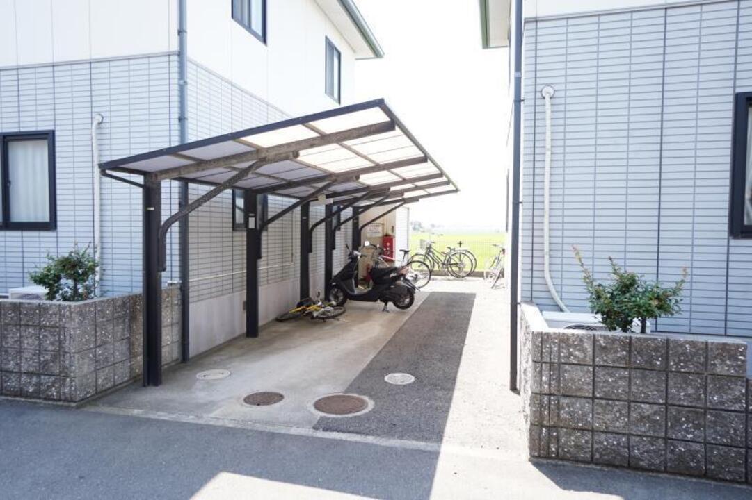 駐輪場