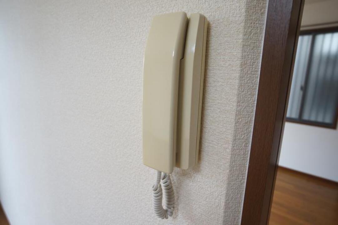 インターホン