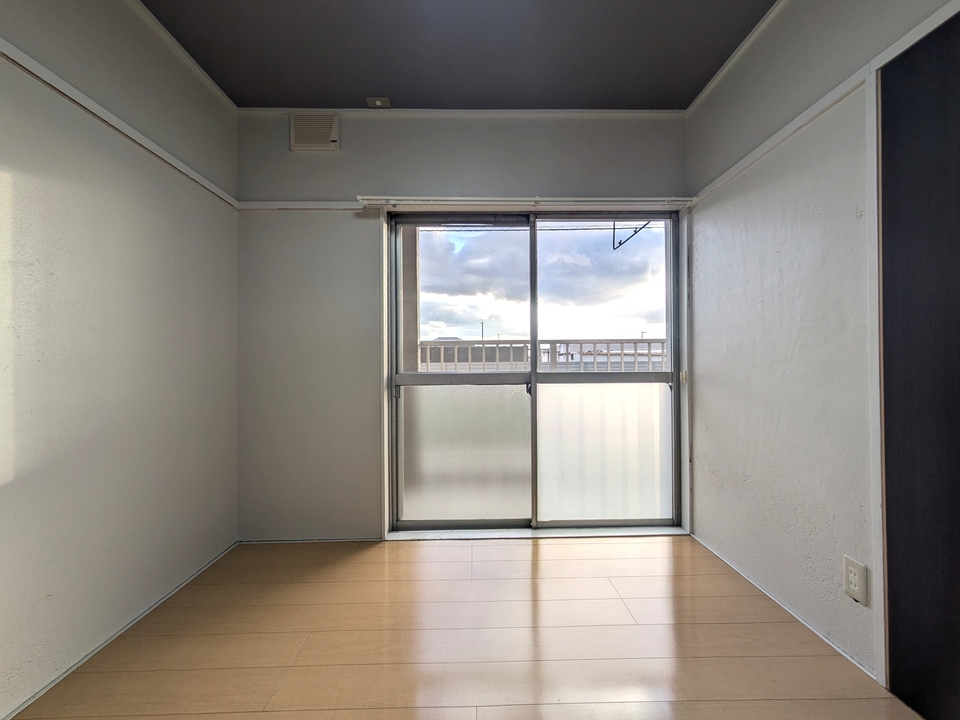 洋室（南東側）