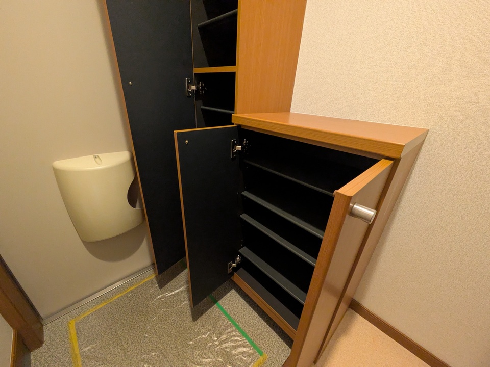 シューズボックス