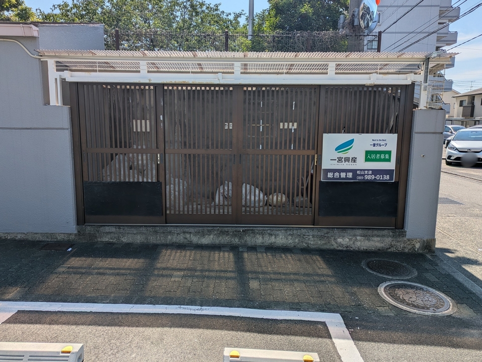 ゴミステーション