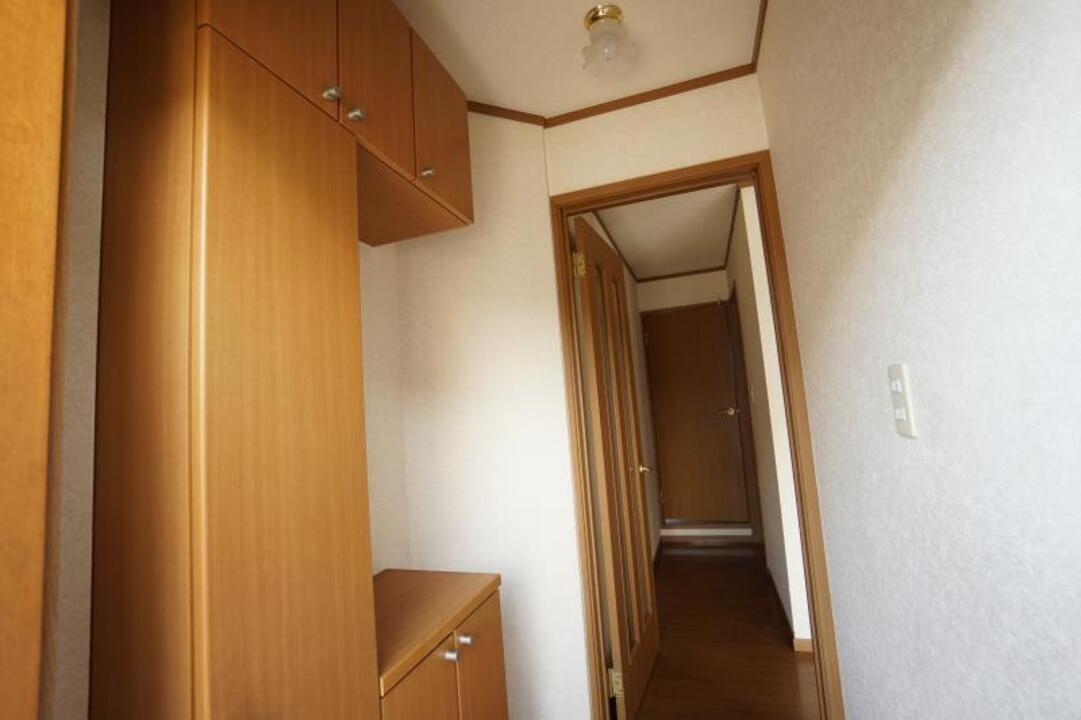 シューズボックス