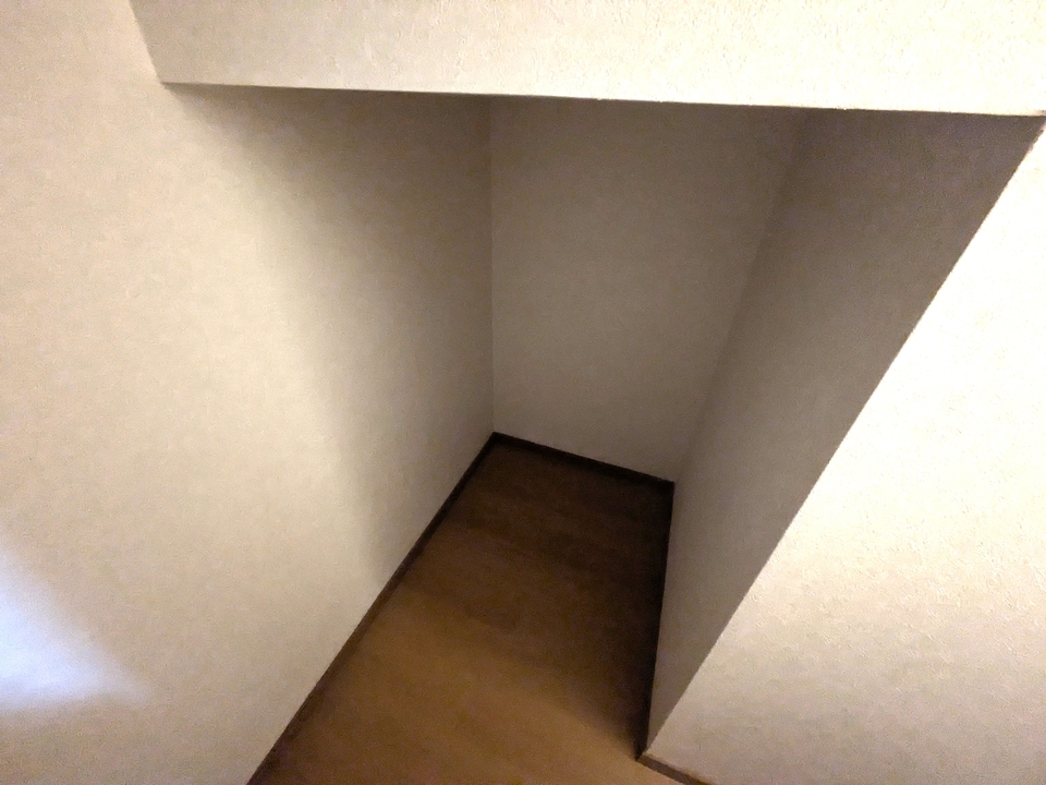 階段下収納