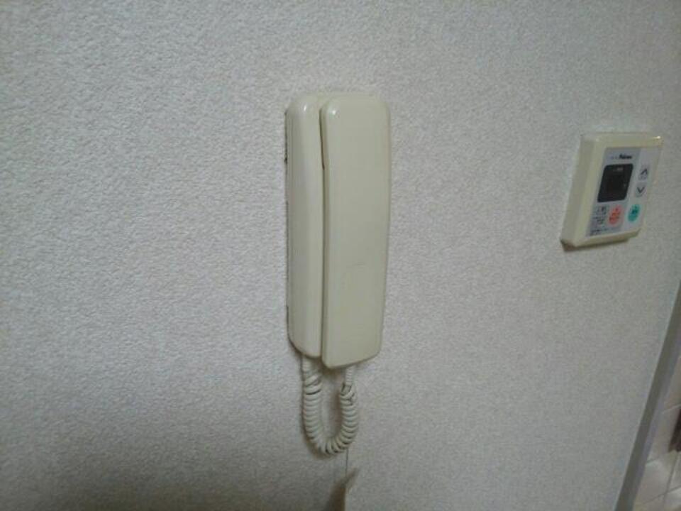 インターホン