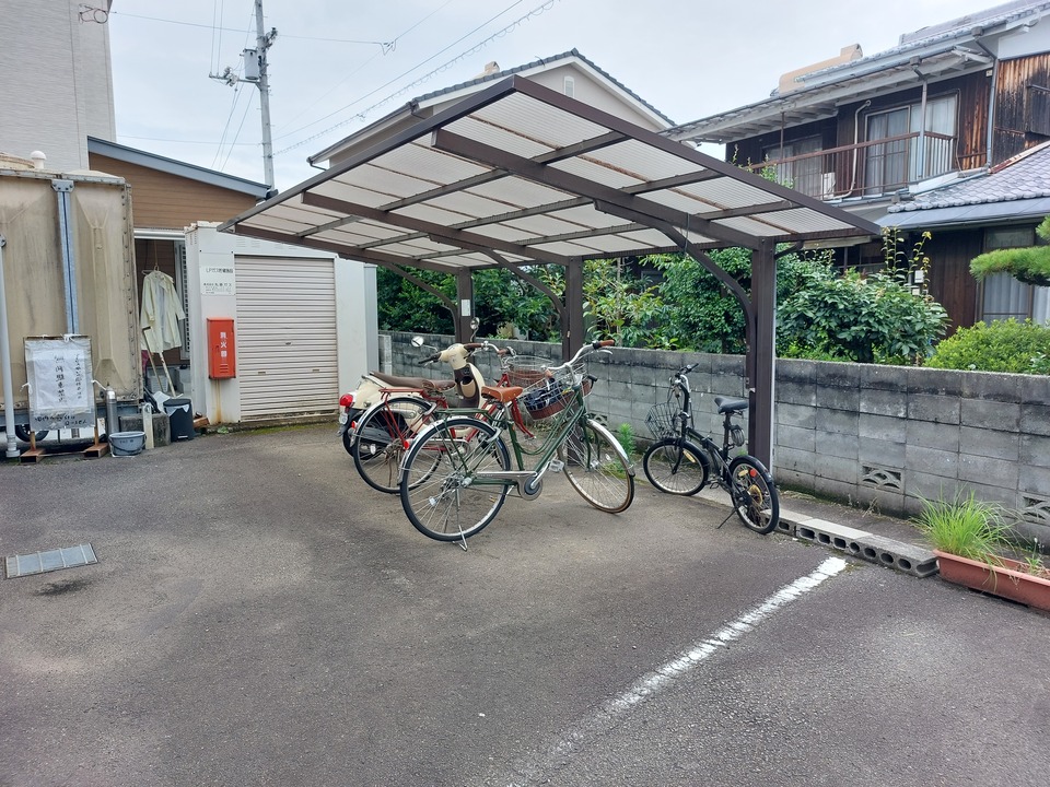駐輪場