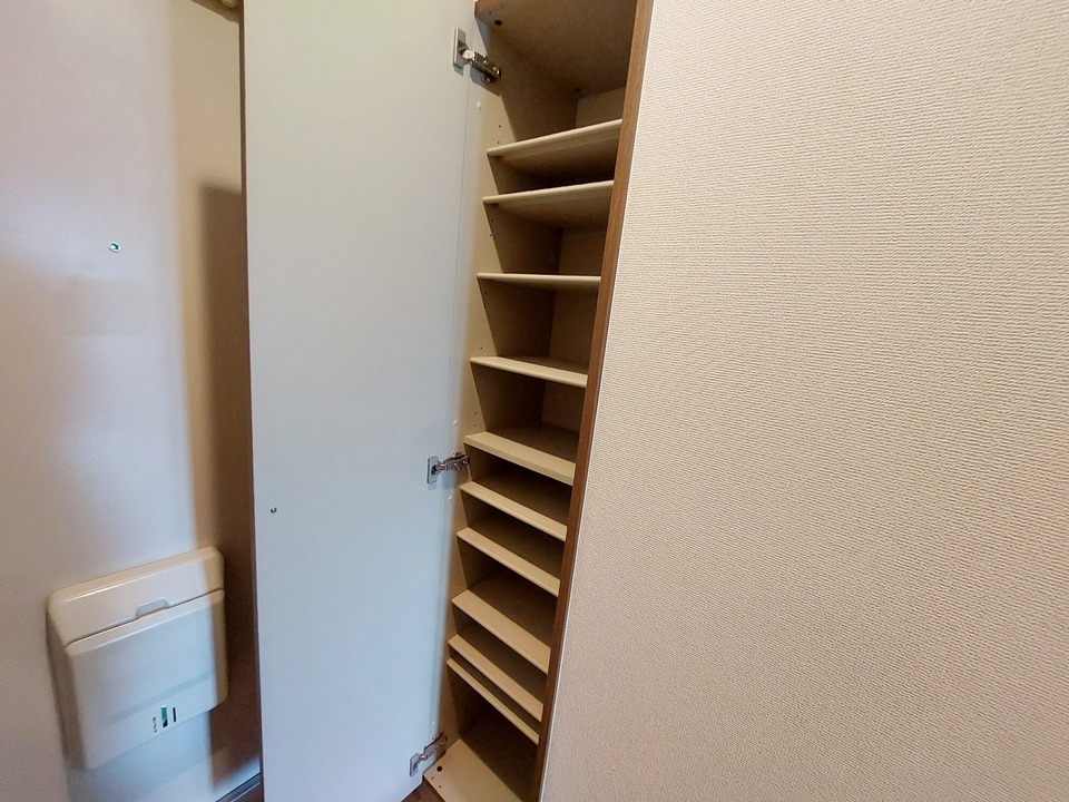 シューズボックス