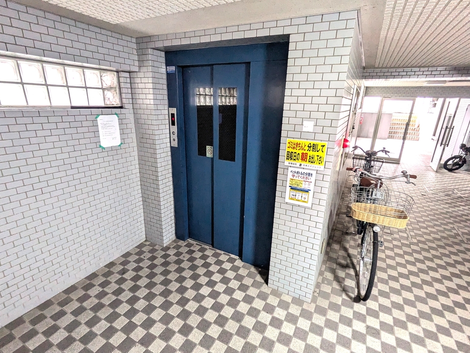 エレベーター