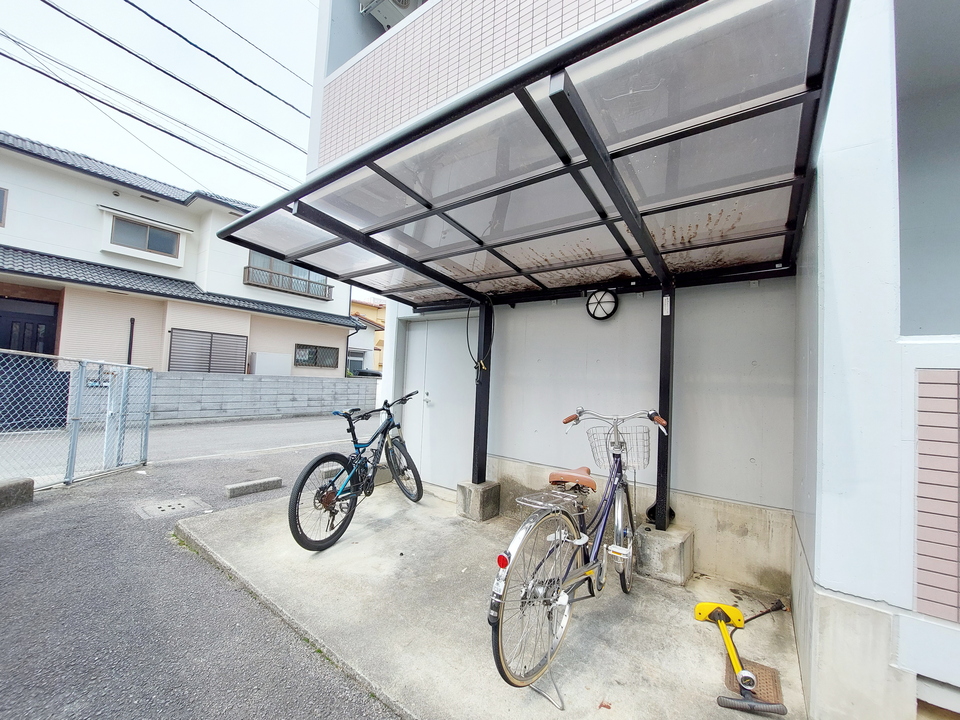 駐輪場