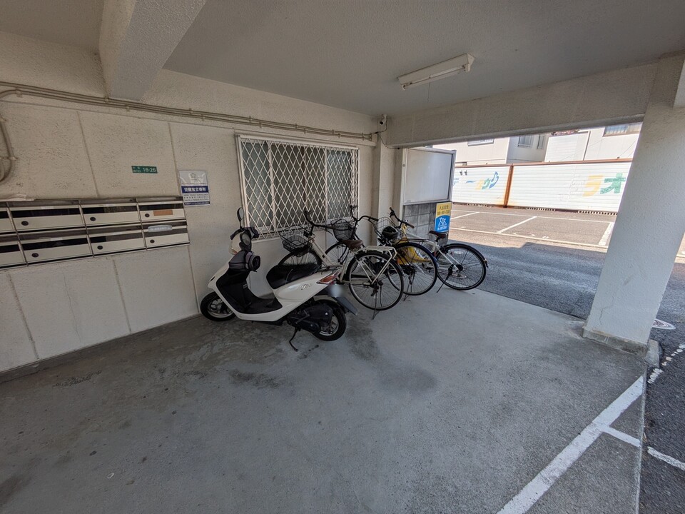 駐輪場