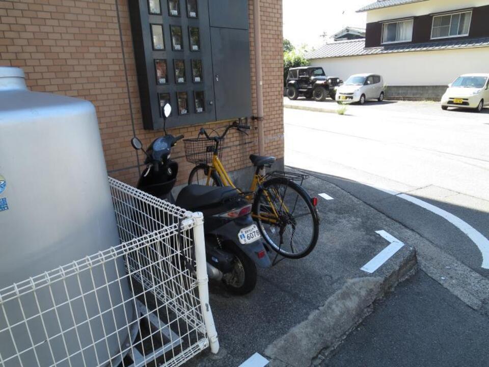 駐輪場