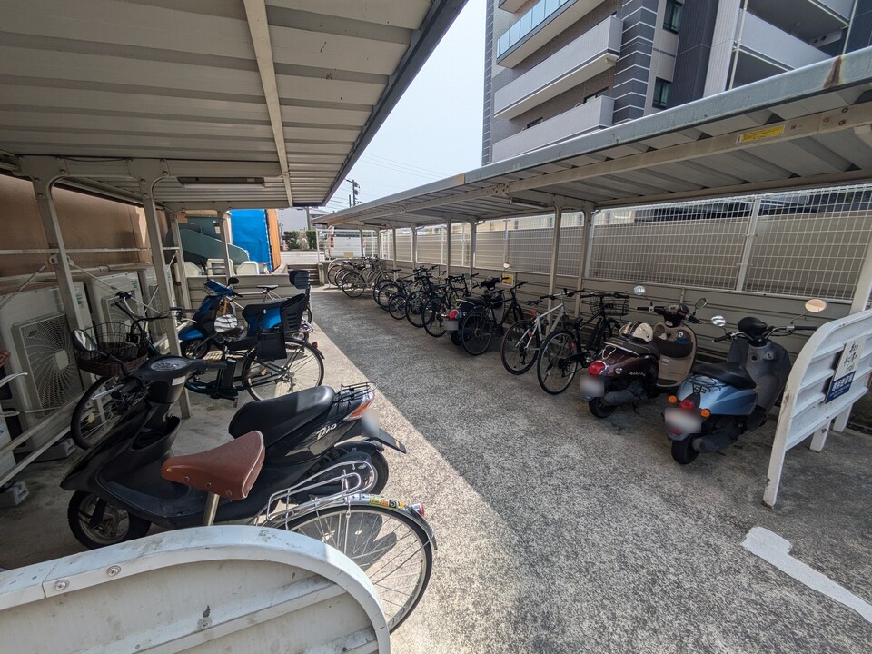 駐輪場