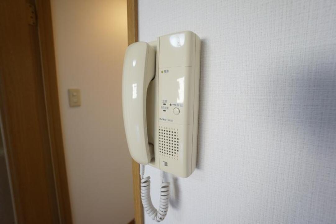 インターホン