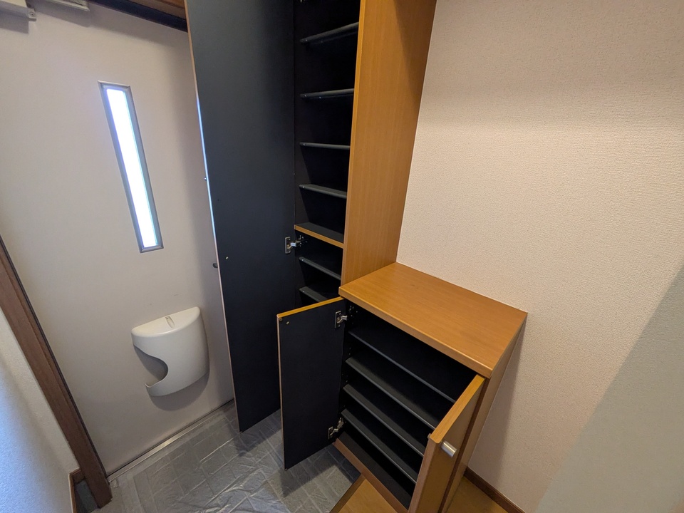 シューズボックス