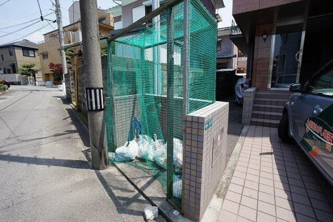 ゴミステーション