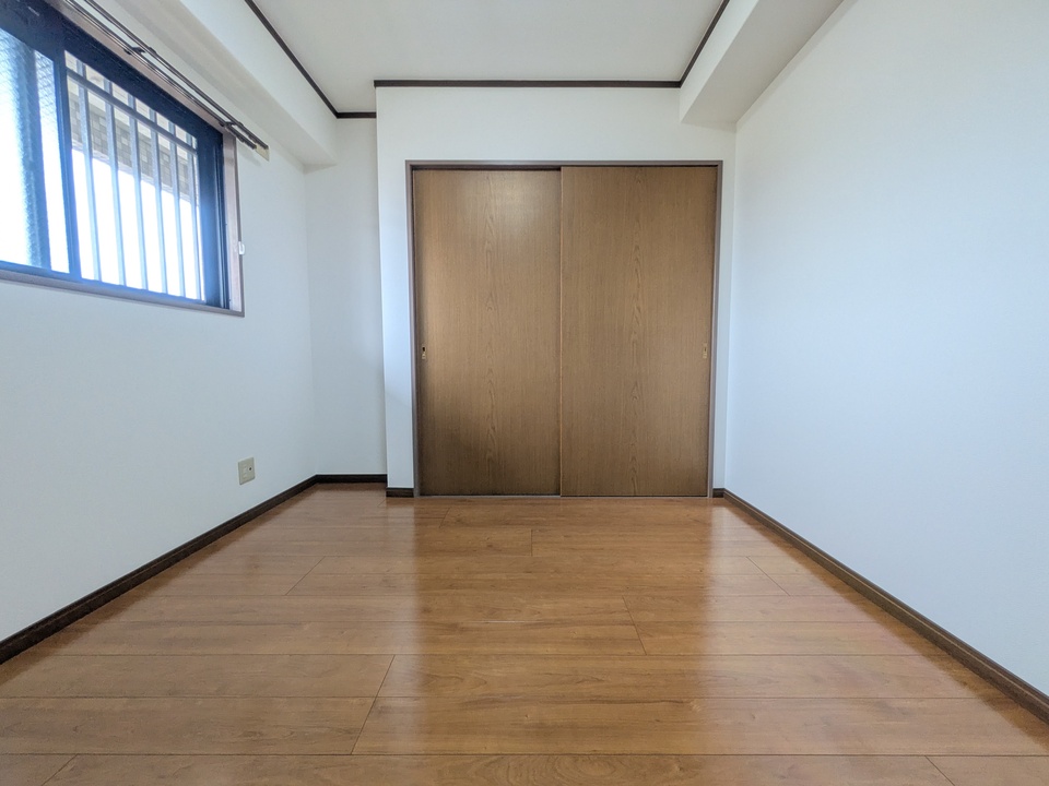 洋室5帖