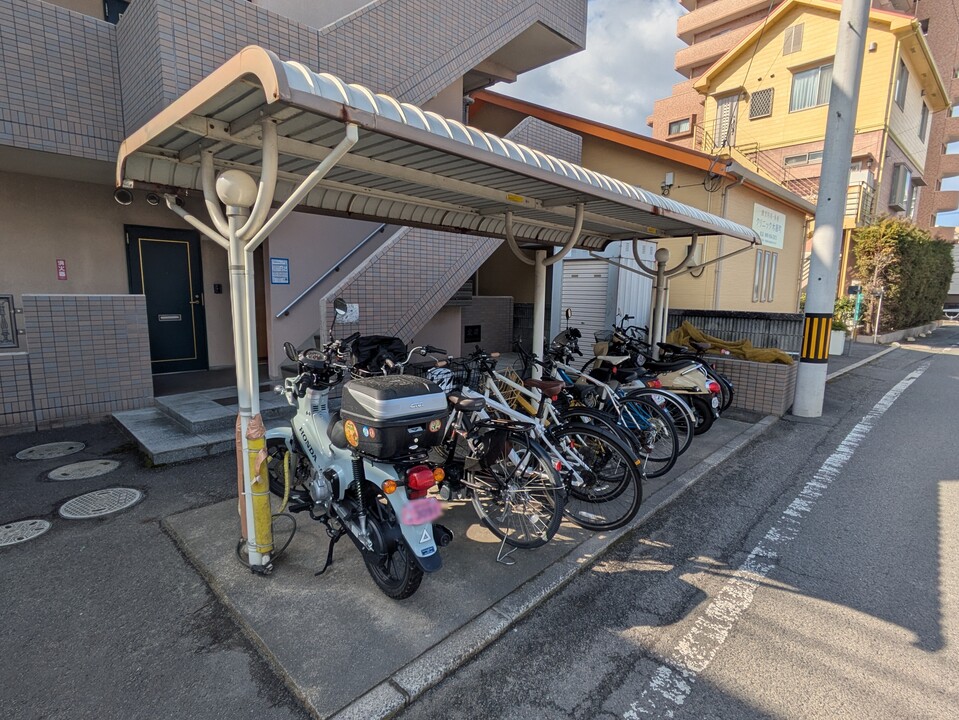 駐輪場