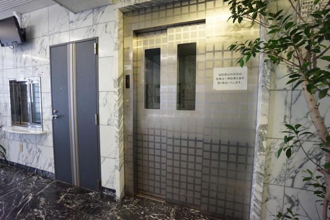 エレベーター