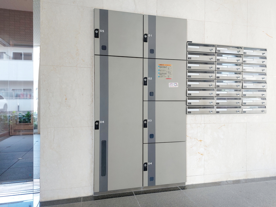宅配ボックス