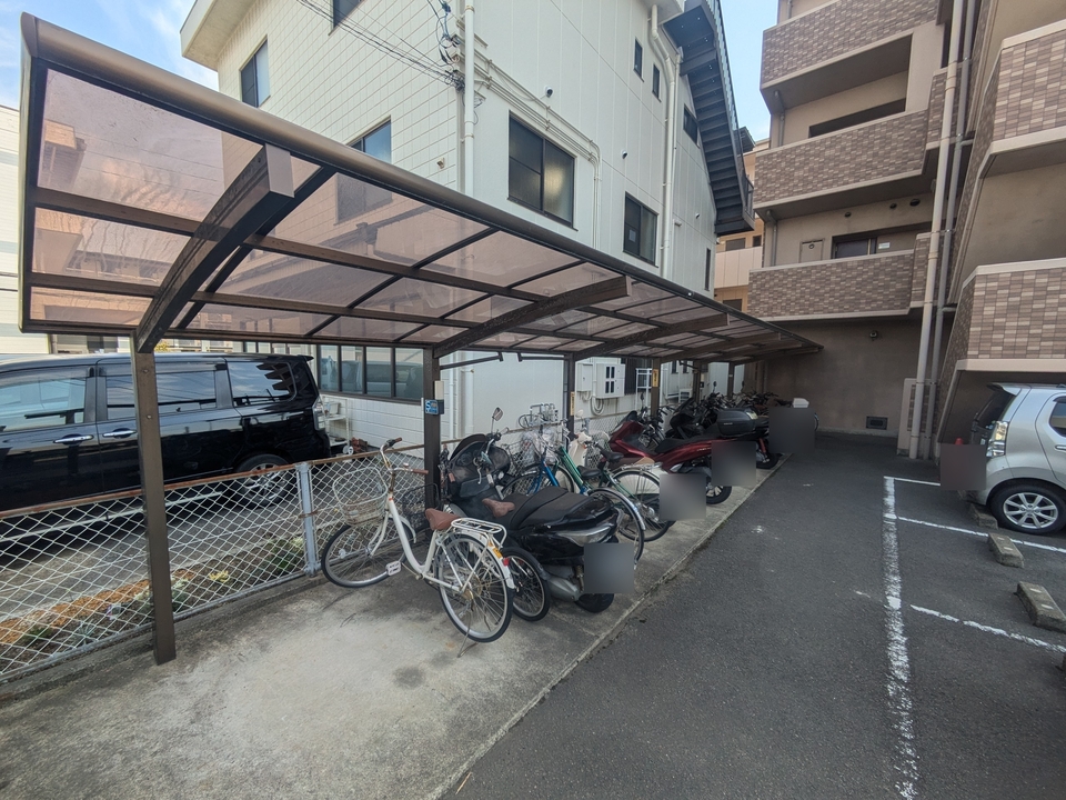 駐輪場