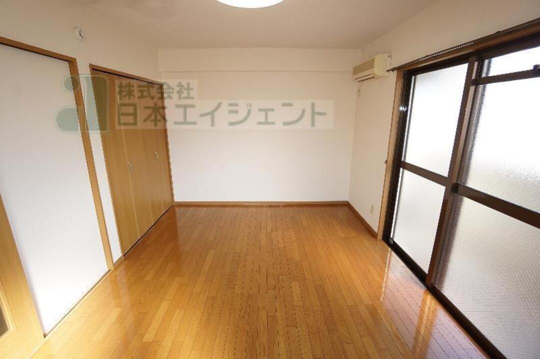 洋室