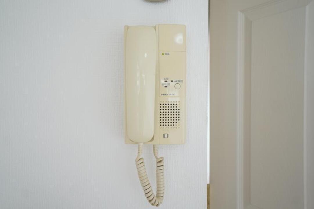 インターホン