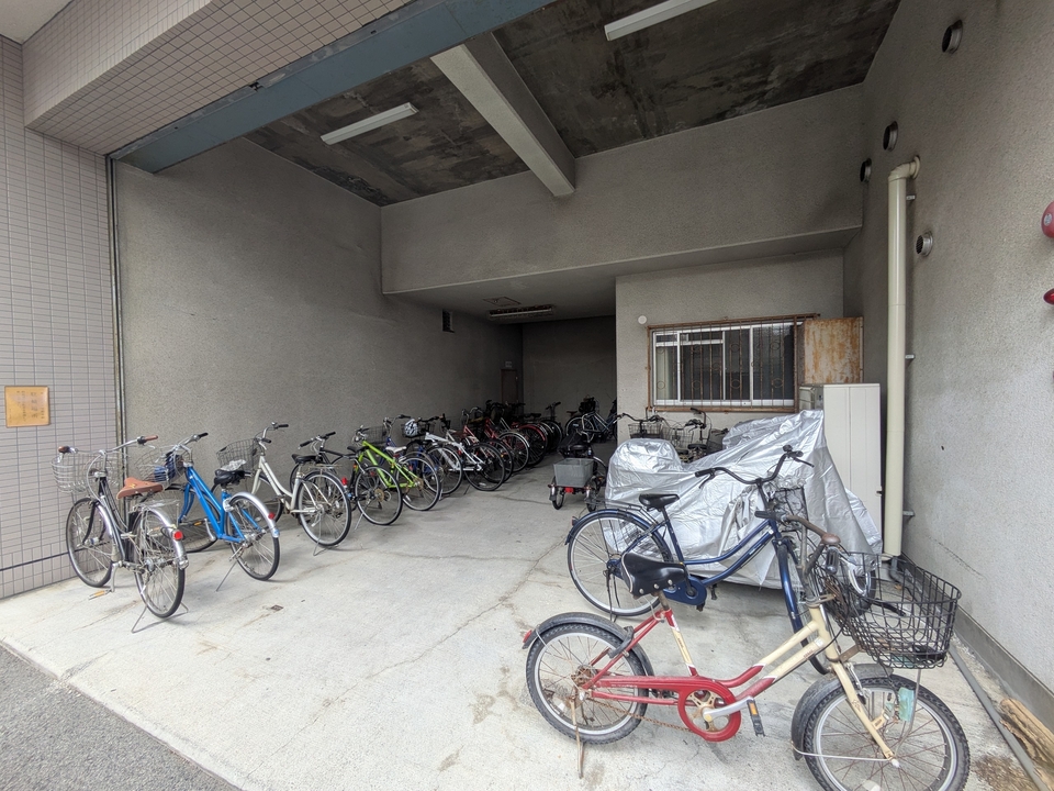 駐輪場