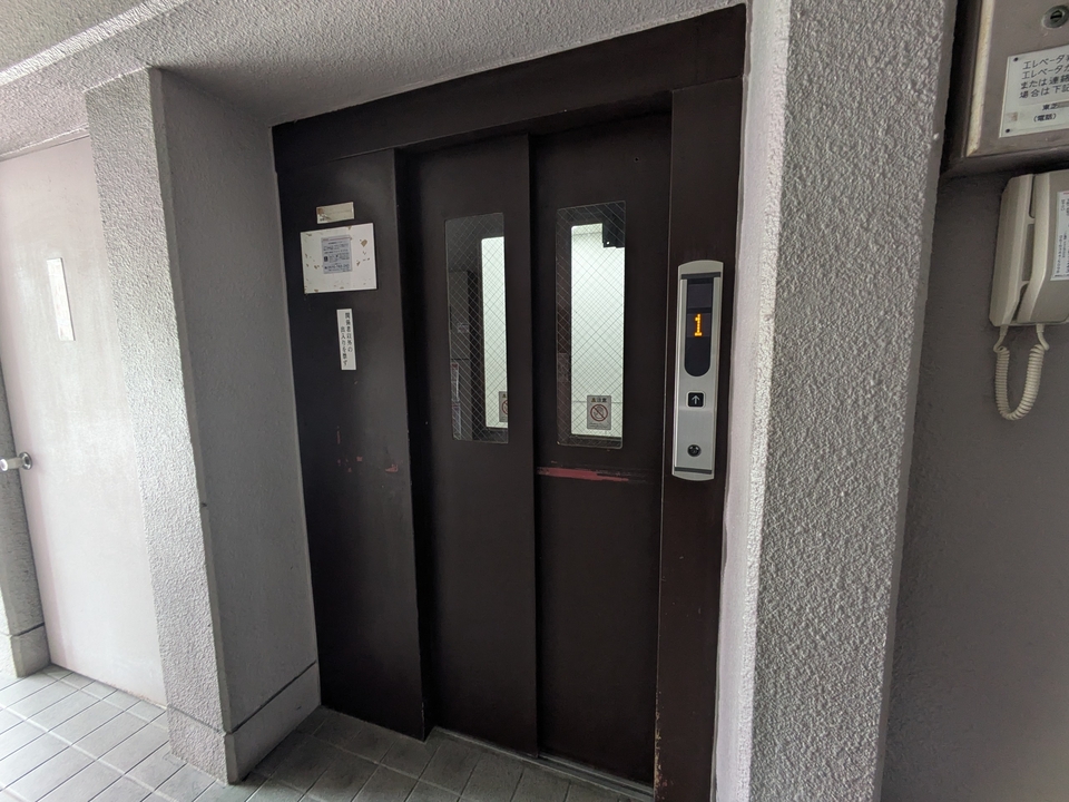 エレベーター