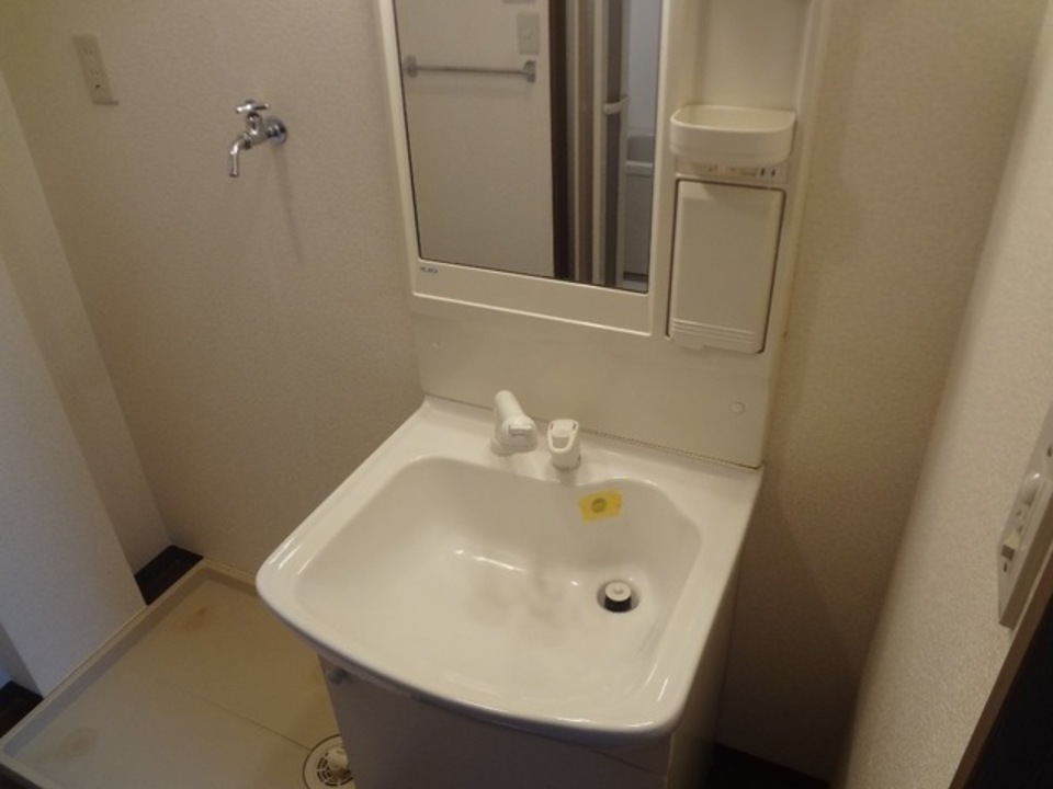 シャワー付洗面化粧台