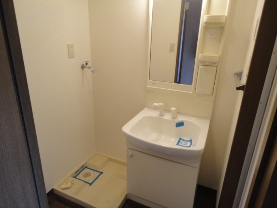 シャワー付洗面化粧台