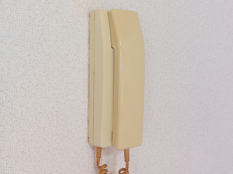 インターホン