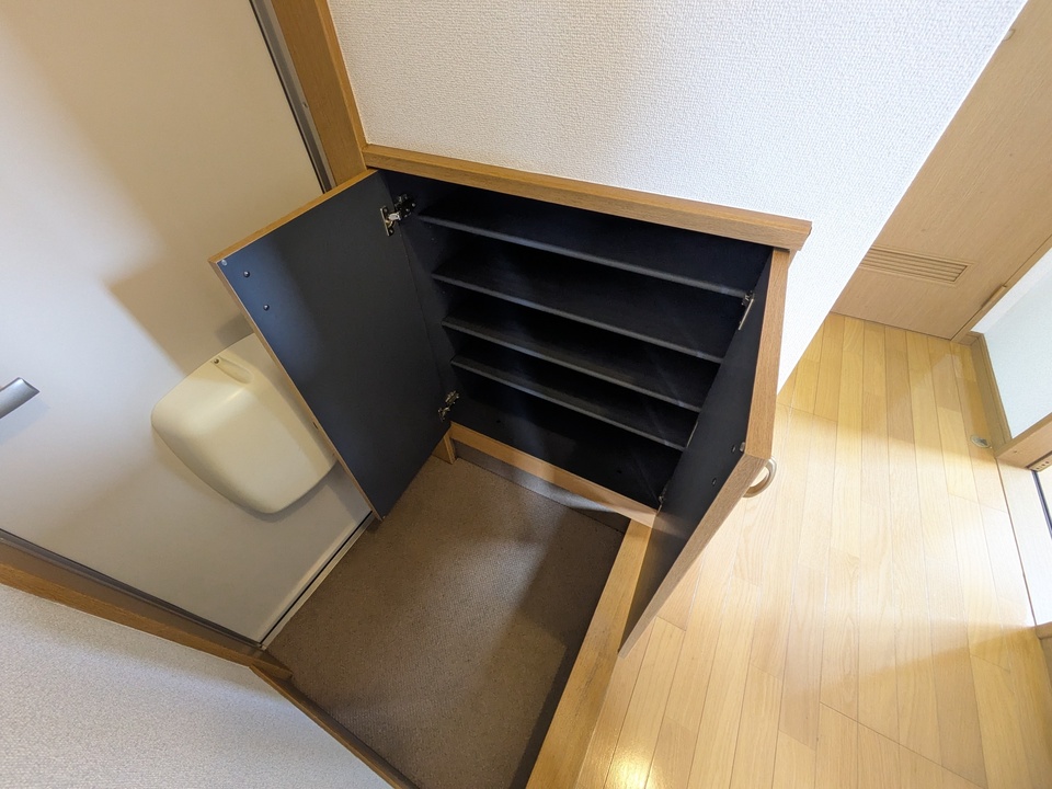 シューズボックス