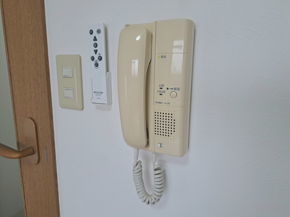 インターホン