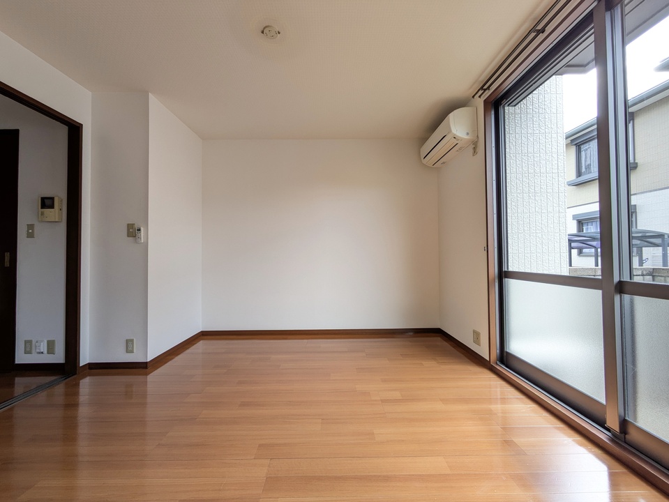 洋室6.8帖