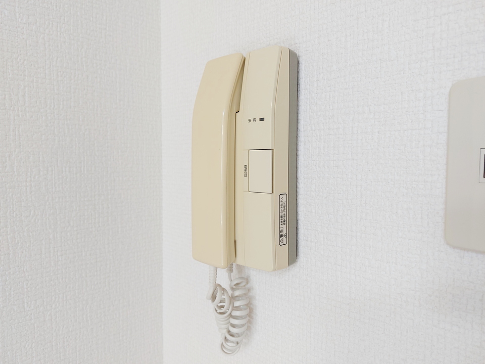 インターホン