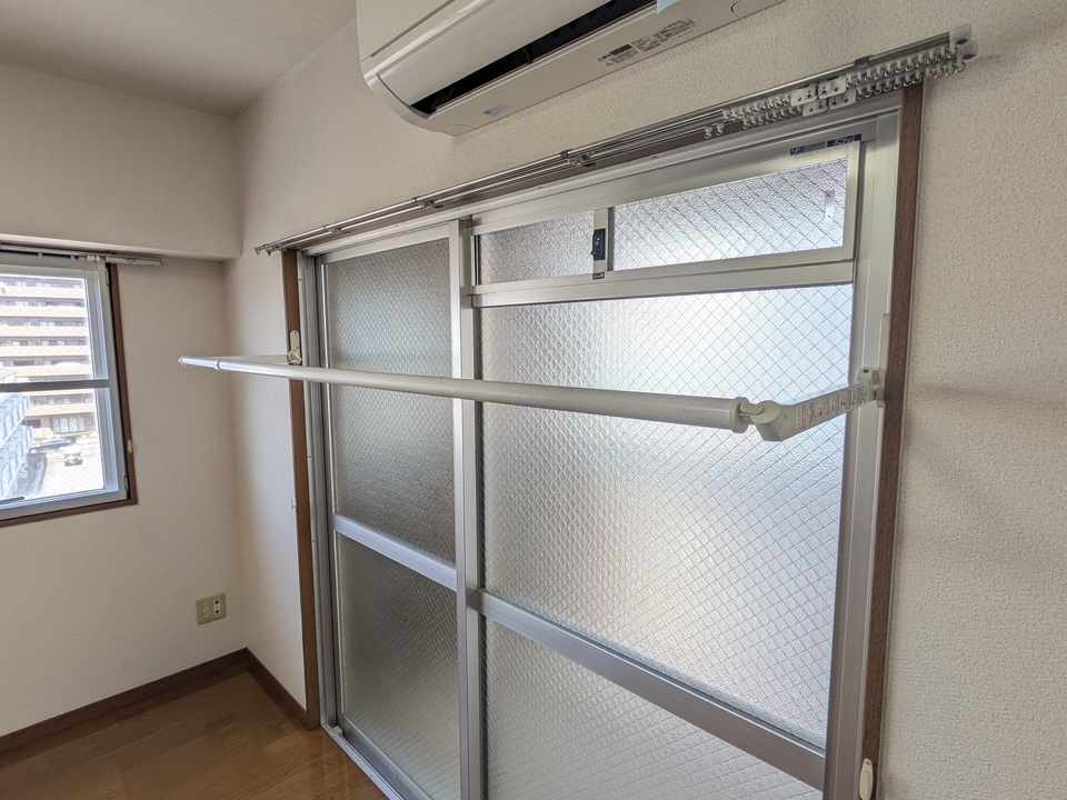 室内物干しユニット