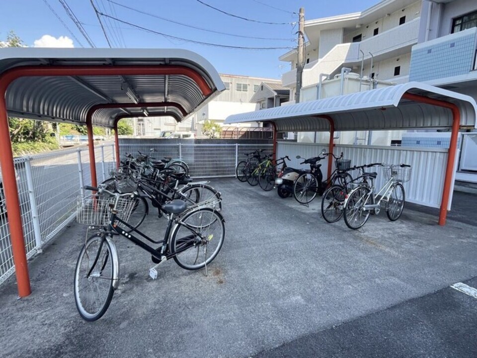 駐輪場
