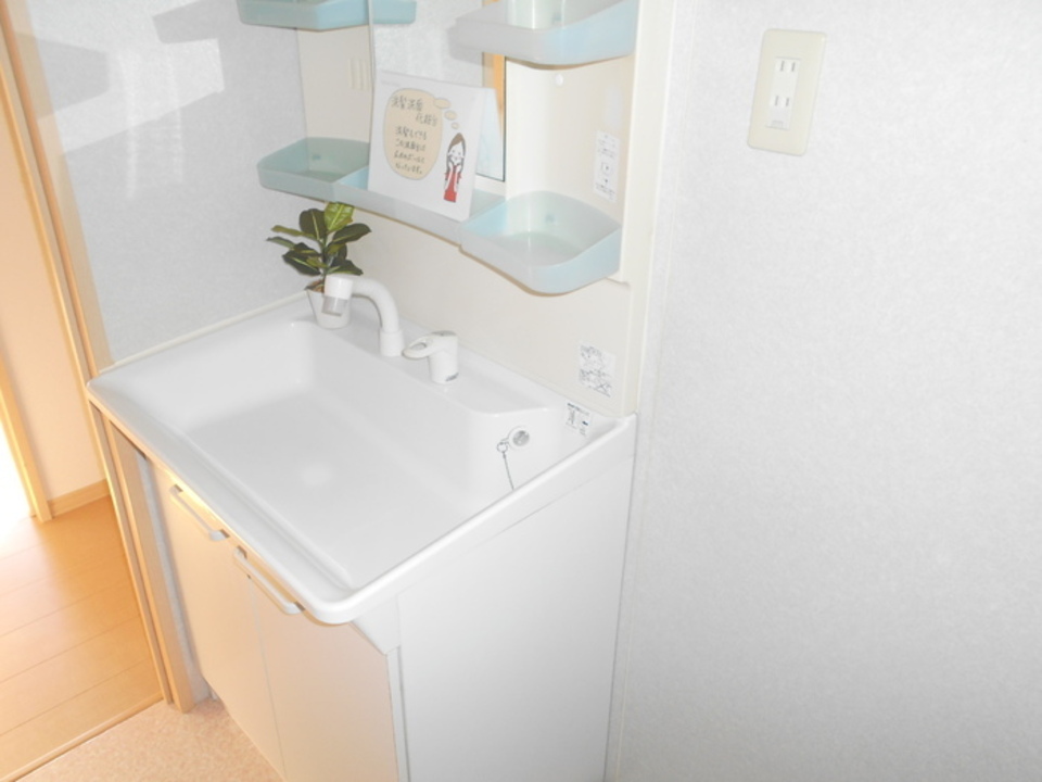 シャワー付洗面化粧台