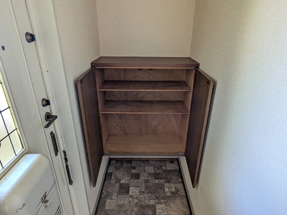 シューズボックス