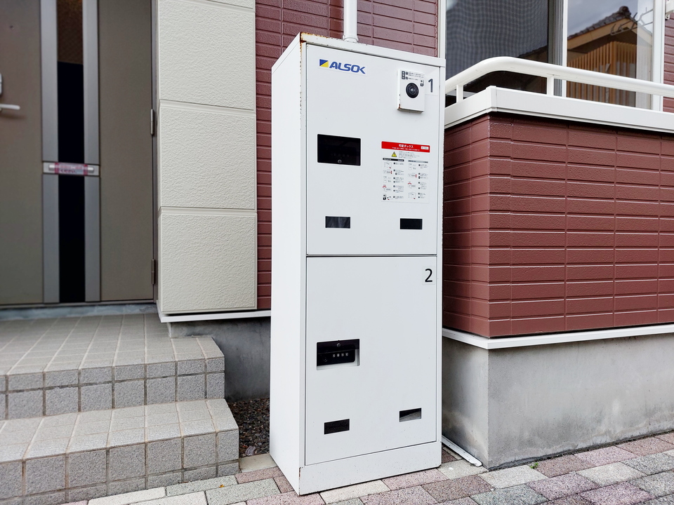 宅配ボックス
