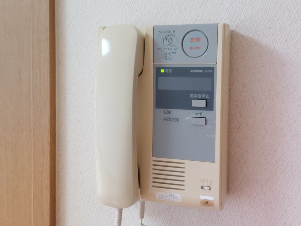 インターホン