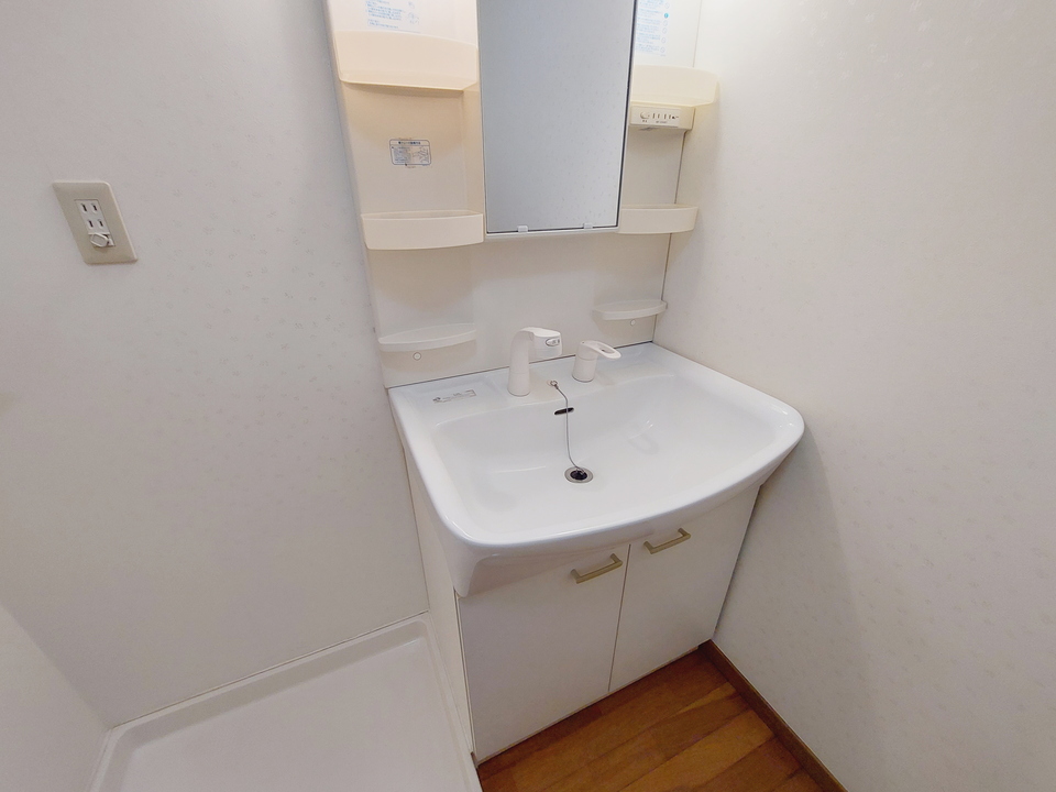 シャワー付洗面化粧台